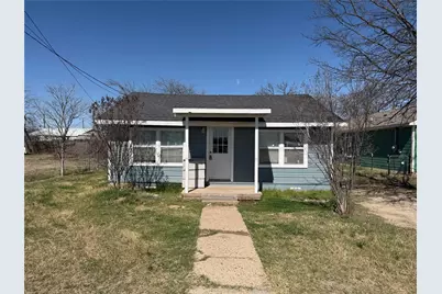 1403 SE Martin Luther King Jr Street, Mineral Wells, TX 76067 - Photo 1