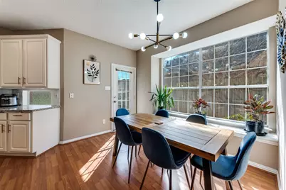 2106 Hunter Place Lane, Arlington, TX 76006 - Photo 11