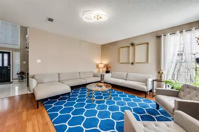 2106 Hunter Place Lane, Arlington, TX 76006 - Photo 5