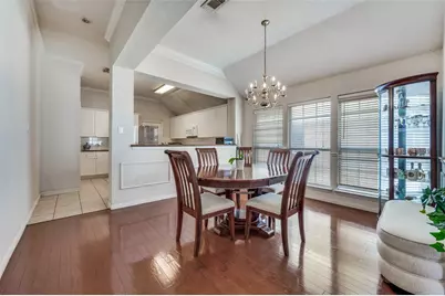 402 Horse Shoe Drive, Euless, TX 76039 - Photo 7