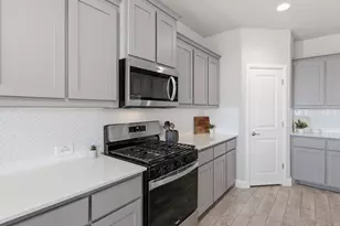 16032 Farringdon Way, Fort Worth, TX 76247 - Photo 7