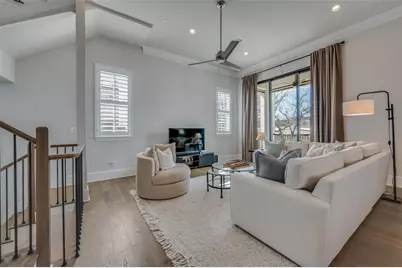4629 Greenborough Lane, Dallas, TX 75219 - Photo 15