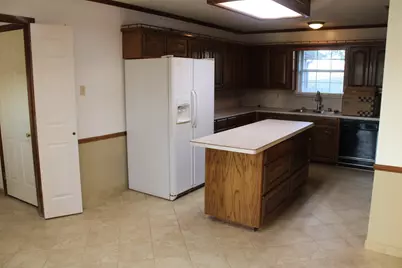 318 Creekview Circle, Crandall, TX 75114 - Photo 13