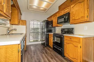 700 Robin Meadow Dr, DeSoto, TX 75115 - Photo 7