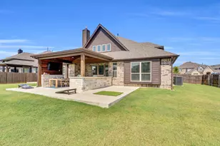 2403 Bear Trl, Mansfield, TX 76063 - Photo 17