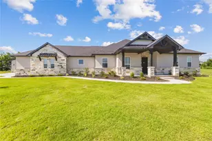 8401 Stallion Dr, Godley, TX 76044 - Photo 3