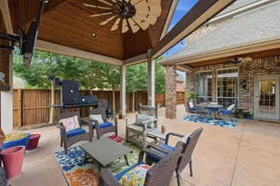 1133 Burnett Dr, Lantana, TX 76226 - Photo 5