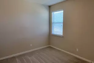 1537 Castle Creek Dr, Little Elm, TX 75068 - Photo 17