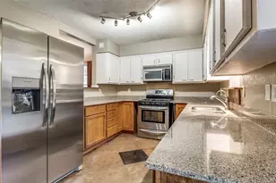 8331 Lullwater Dr, Dallas, TX 75218 - Photo 5