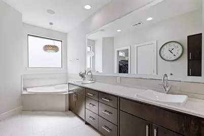 4618 Cedar Springs Road #B, Dallas, TX 75219 - Photo 21