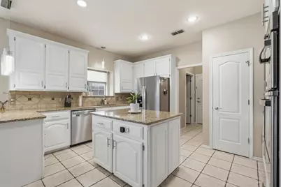 17 Cherry Hills E, Abilene, TX 79606 - Photo 13