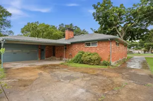 910 Worcester Ln, Garland, TX 75040 - Photo 11