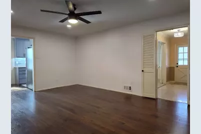 910 Worcester Lane, Garland, TX 75040 - Photo 9