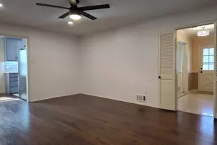 910 Worcester Ln, Garland, TX 75040 - Photo 9