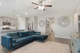 3257 Trails End Rd, Aubrey, TX 76227 - Photo 5