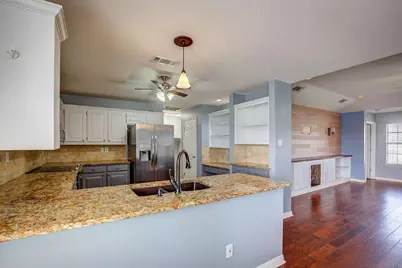 1021 Dominique Drive, Weatherford, TX 76087 - Photo 7