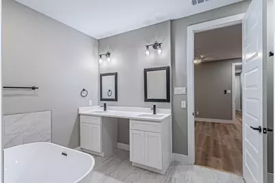 1818 Marfa Avenue, Dallas, TX 75216 - Photo 37