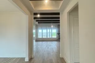 815 Valley Ridge Rd, Van Alstyne, TX 75495 - Photo 3