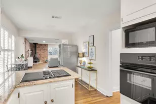 2233 Goldenrod Ave, Fort Worth, TX 76111 - Photo 15