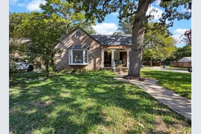 2233 Goldenrod Avenue, Fort Worth, TX 76111 - Photo 3