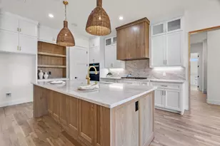 1040 Eagles Blf Dr, Weatherford, TX 76087 - Photo 13