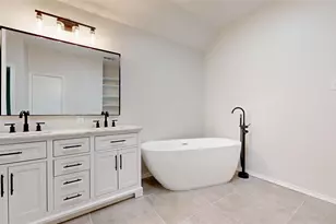 1010 Fairhaven Dr, Garland, TX 75040 - Photo 21