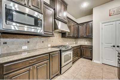 6661 Escena Boulevard, Irving, TX 75039 - Photo 9