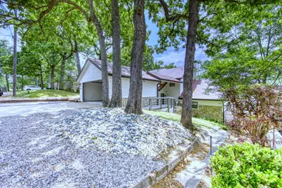 6207 Point Lavista, Malakoff, TX 75148 - Photo 3