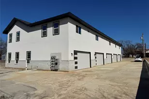 6800 Oak Crest Dr W, Kennedale, TX 76140 - Photo 1