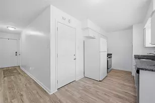 629 Chambers St, Denton, TX 76205 - Photo 5