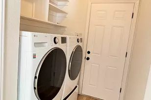 2801 Country Villa Cir, Carrollton, TX 75006 - Photo 5