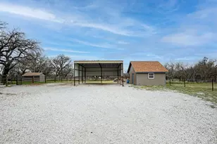 158 Co Rd 3351, Paradise, TX 76073 - Photo 19