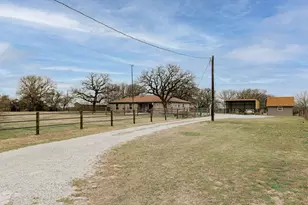 158 Co Rd 3351, Paradise, TX 76073 - Photo 1