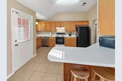 1013 Solomon Drive, Commerce, TX 75428 - Photo 13
