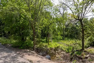 2923 Sycamore Ct, Granbury, TX 76048 - Photo 1