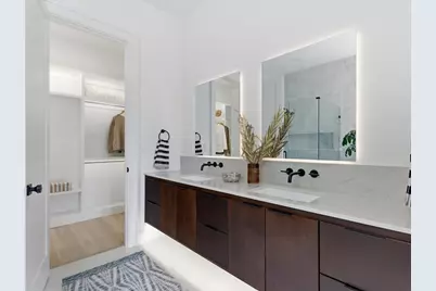 916 E Louisiana Drive, Dallas, TX 75216 - Photo 19