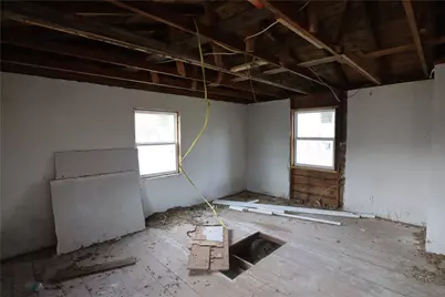 510 N Connellee Avenue, Eastland, TX 76448 - Photo 5