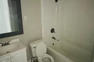 805 S Tyler St, Dallas, TX 75208 - Photo 11