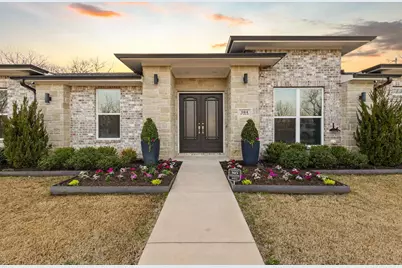 104 N 4th Street, Trenton, TX 75490 - Photo 1