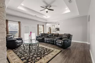 104 N 4th St, Trenton, TX 75490 - Photo 5