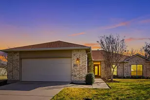 8925 Crestview Dr, Denton, TX 76207 - Photo 31