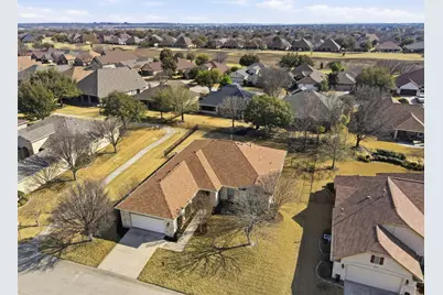 8925 Crestview Drive, Denton, TX 76207 - Photo 33