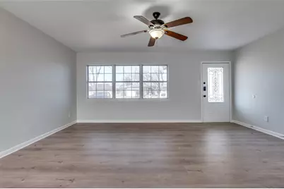 800 E Tucker Boulevard, Arlington, TX 76010 - Photo 5