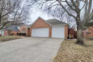 2628 Crepe Myrtle Dr, Flower Mound, TX 75028 - Photo 3