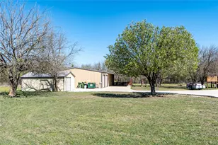 611 Gladness, Rhome, TX 76078 - Photo 31