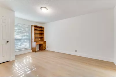 2805 Staffordshire Drive, Carrollton, TX 75007 - Photo 17