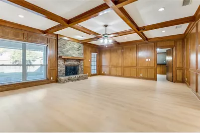 2805 Staffordshire Drive, Carrollton, TX 75007 - Photo 5