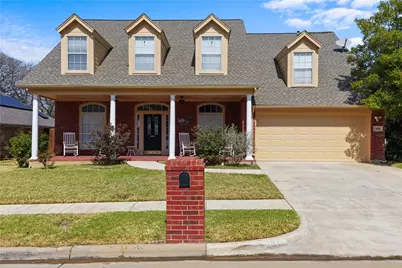 2011 Brianna Lane, Arlington, TX 76001 - Photo 1