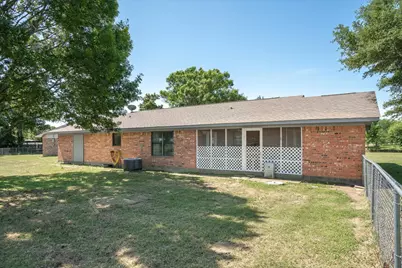 24289 State Highway 19, Canton, TX 75103 - Photo 21