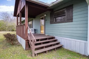 101 Taylor St, Como, TX 75431 - Photo 5